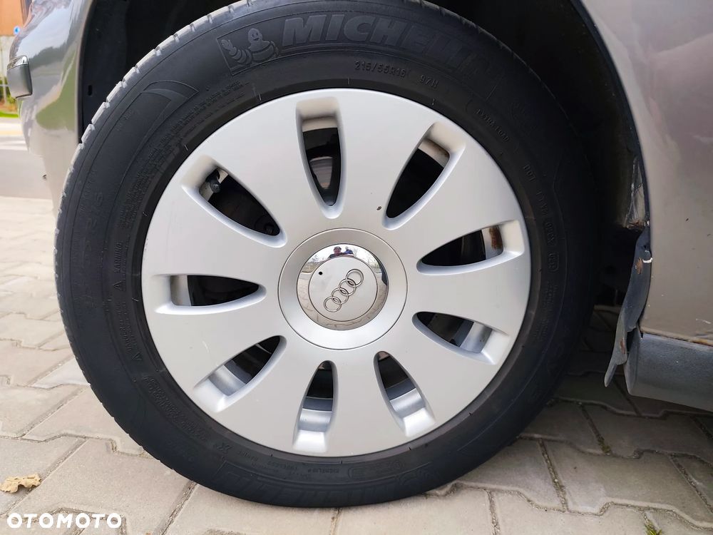 Volkswagen Sharan 1.9 TDI Automatik Exclusive Edition - 28