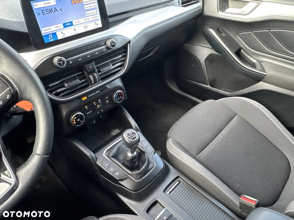 Ford Focus 1.0 EcoBoost Trend Edition Business - 18