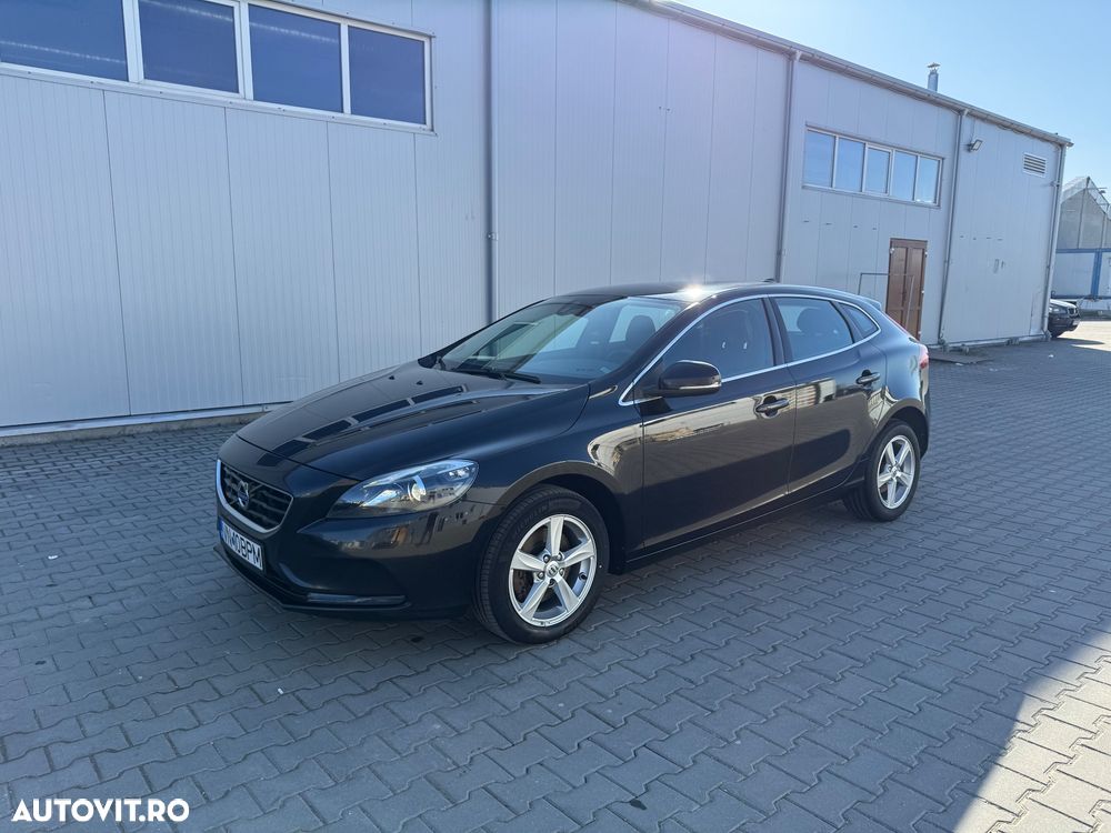 Volvo V40 D2 Summum - 31