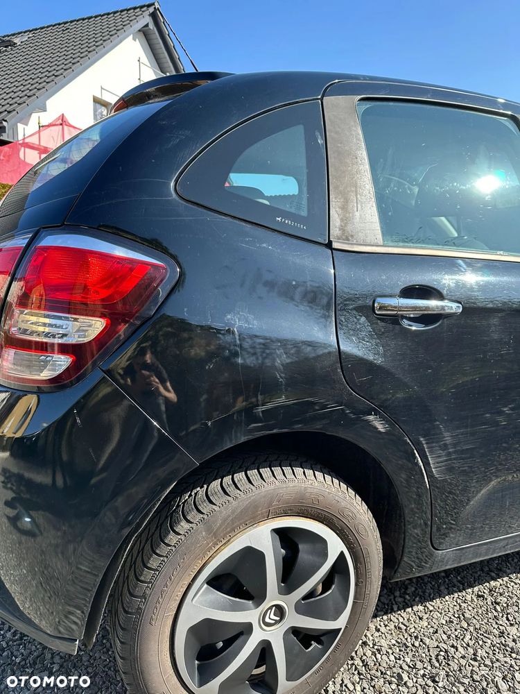 Citroën C3 Pure Tech (VTi) 82 Exclusive - 3