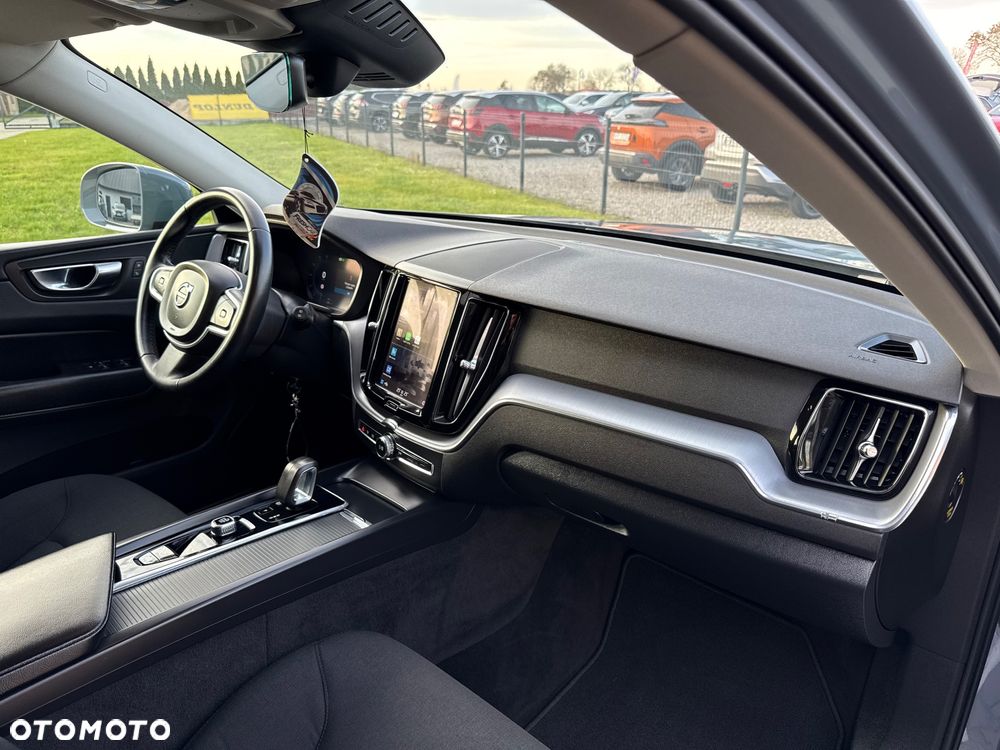 Volvo XC 60 B4 D Geartronic Momentum - 17