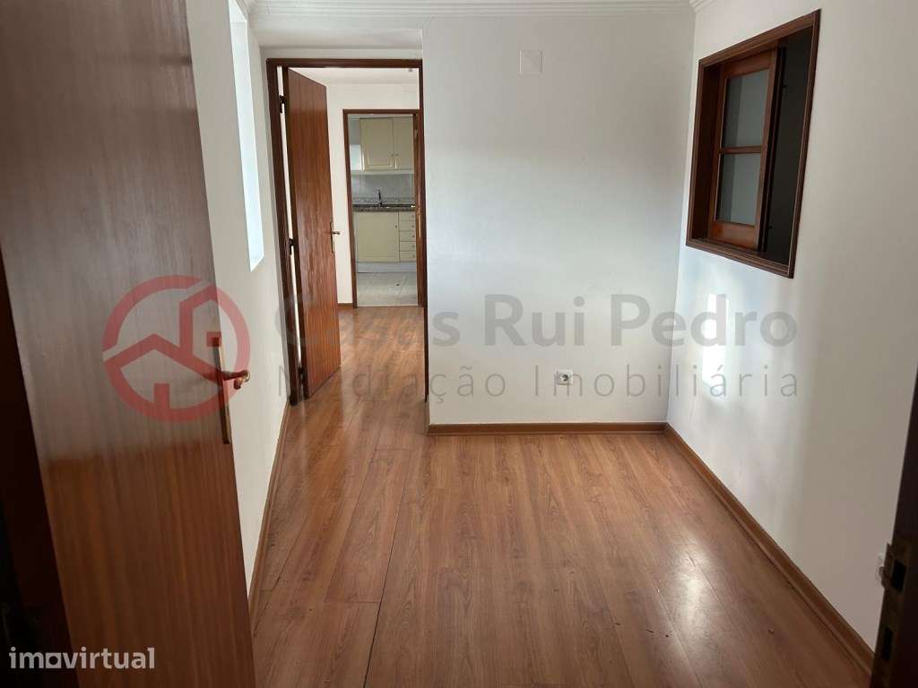 Apartamento T2 num 1º andar na Graça, Lisboa - Grande imagem: 2/16