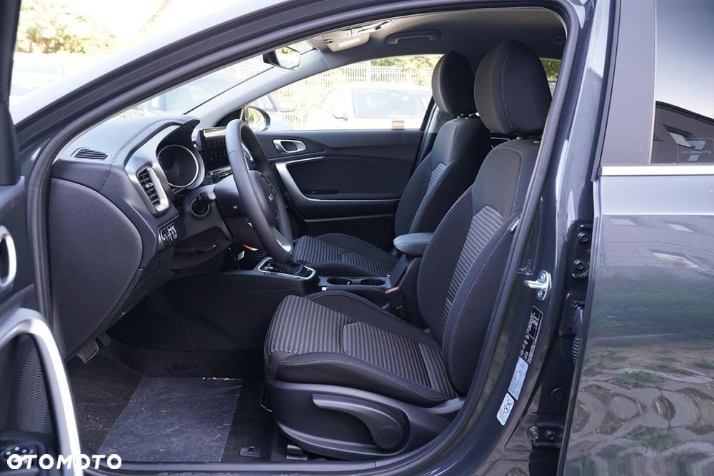 Kia XCeed 1.6 T-GDI M DCT - 11