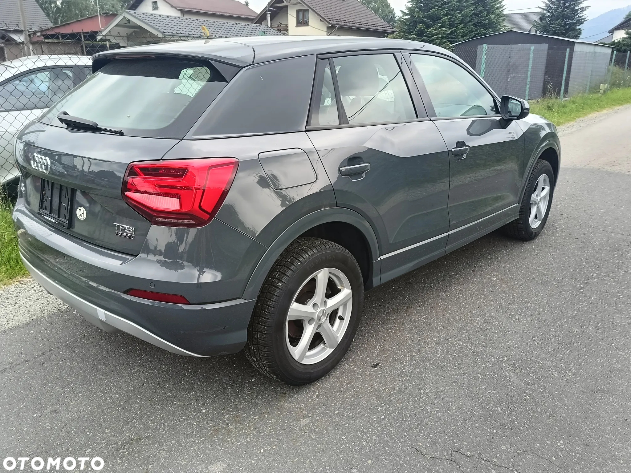 Audi Q2 2.0 TFSI quattro S tronic sport - 2