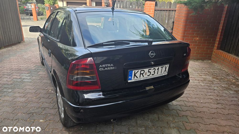 Opel Astra - 11