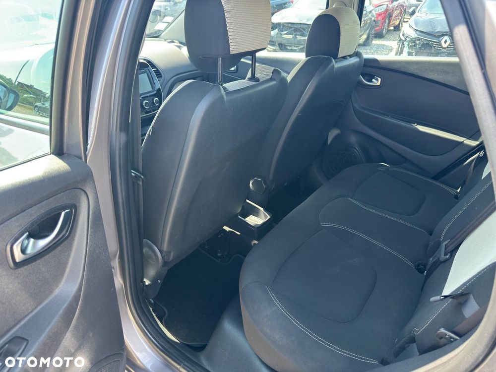 Renault Captur (ENERGY) dCi 90 EDC BOSE EDITION - 11
