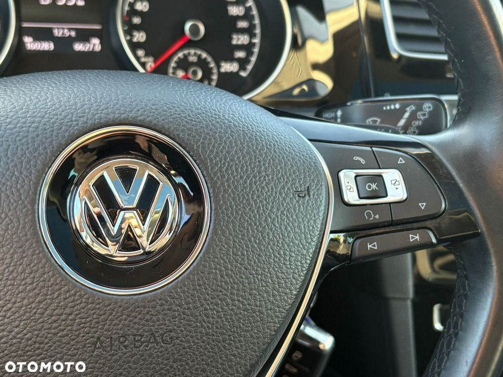 Volkswagen Golf 1.4 TSI BMT Highline - 27