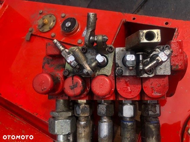 Manitou 928 Rozdzielacz Hydrauliczny - 7