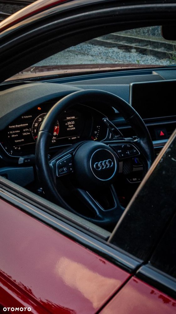 Audi A4 Limousine - 4