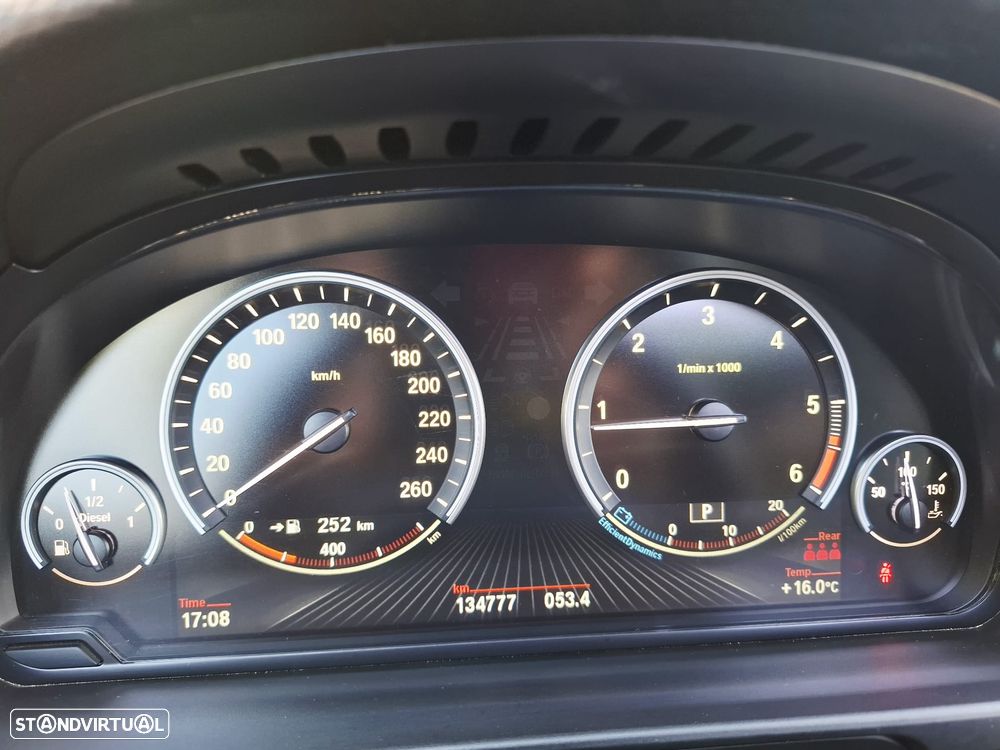 BMW 525 d Pack M Auto - 13