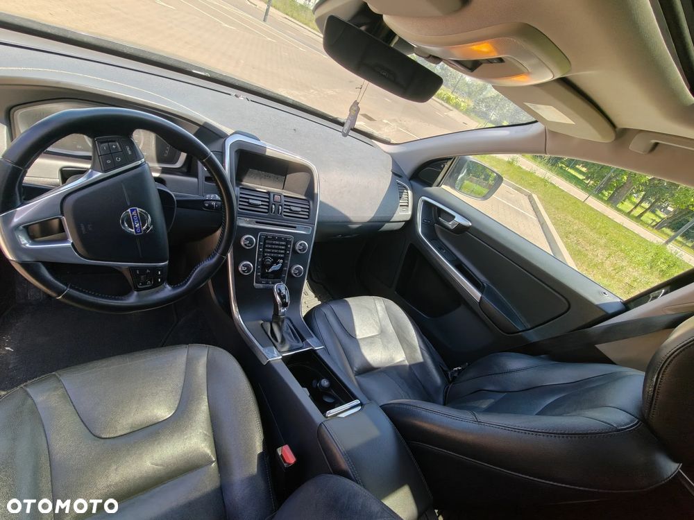 Volvo XC 60 T5 Drive-E Momentum - 14