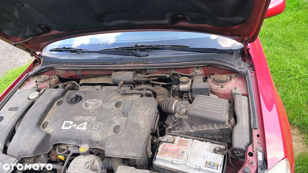 Toyota Avensis - 9