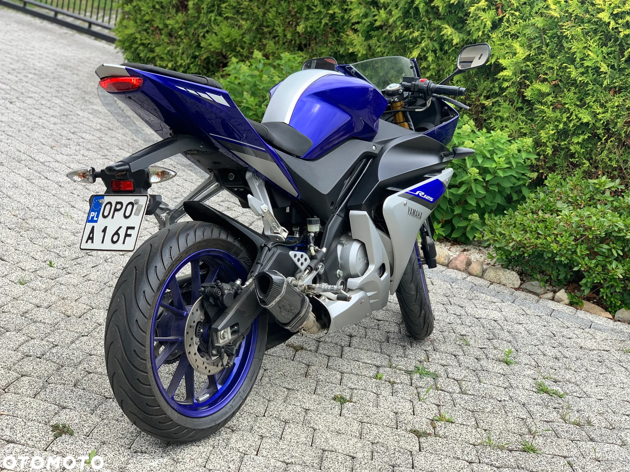 Yamaha YZF - 2