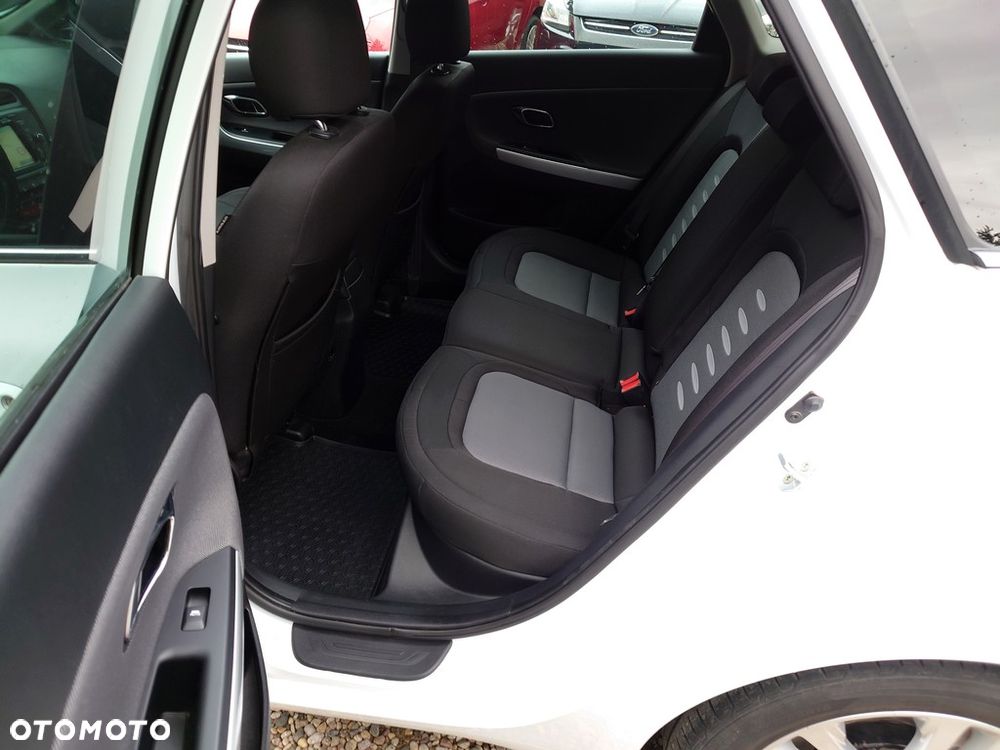 Kia Ceed 1.4 Business Line - 10