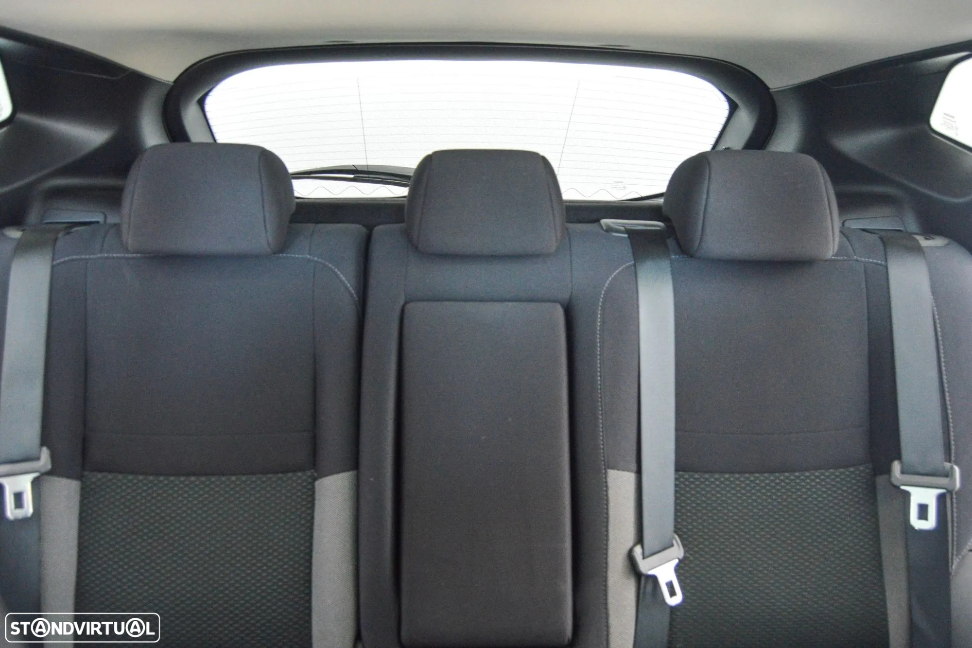 Nissan Qashqai 1.5 dCi N-Connecta J18 - 12