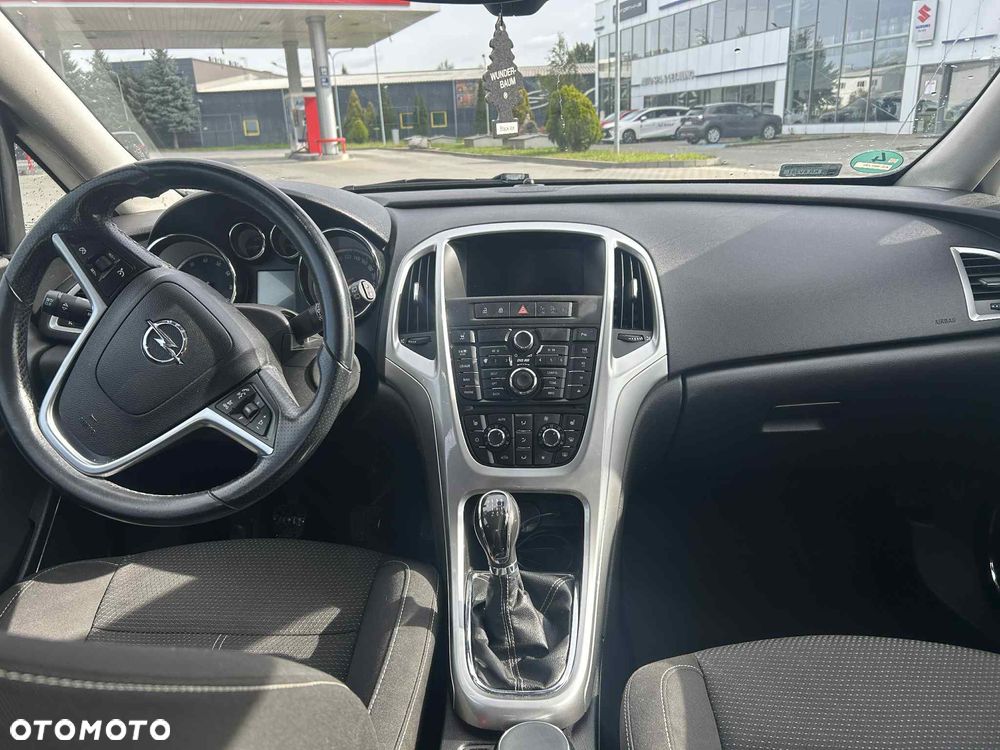 Opel Astra - 8