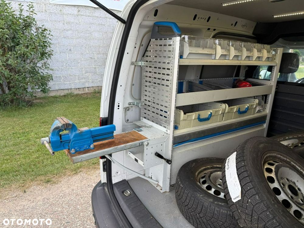 Volkswagen Caddy - 19