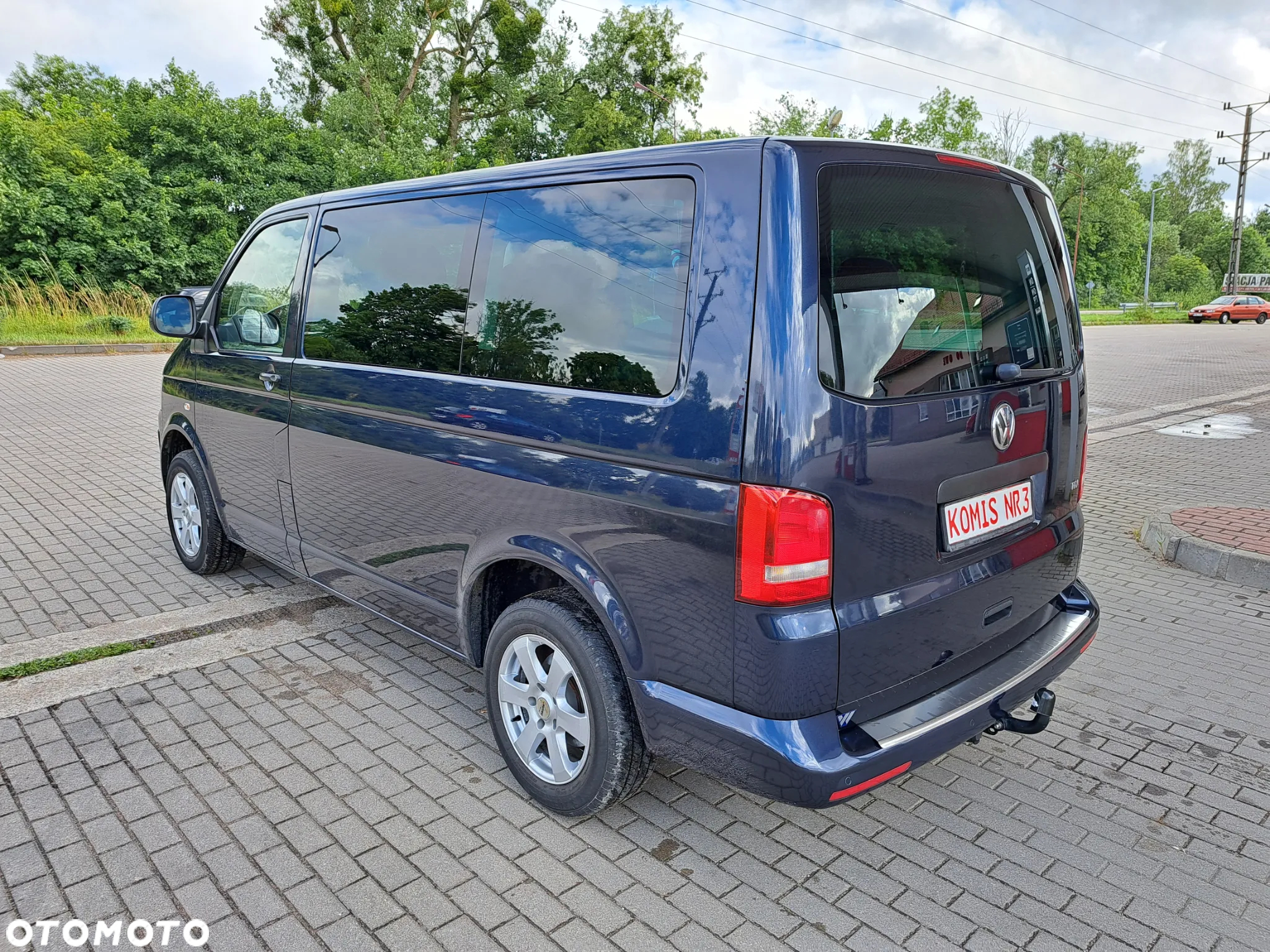 Volkswagen Multivan - 13