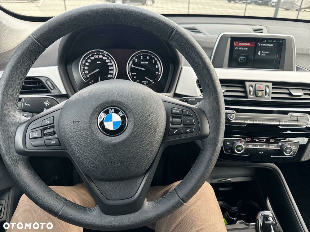 BMW X1 sDrive18i Advantage - 12