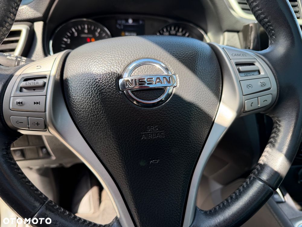 Nissan Qashqai 1.6 DIG-T 360 - 24
