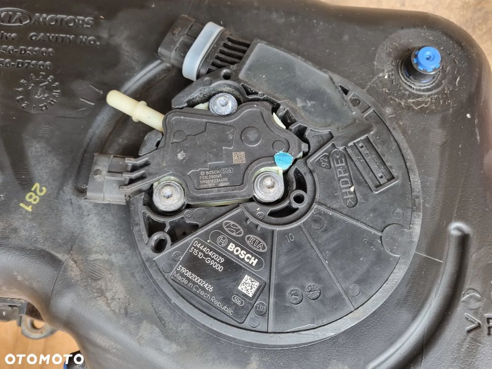 KIA SPORTAGE IV 2.0CRDI  ZBIORNIK ADBLUE - 4