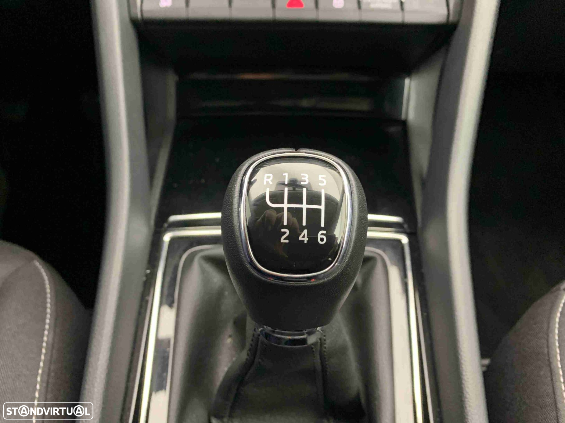 Skoda Karoq 1.0 TSI - 10