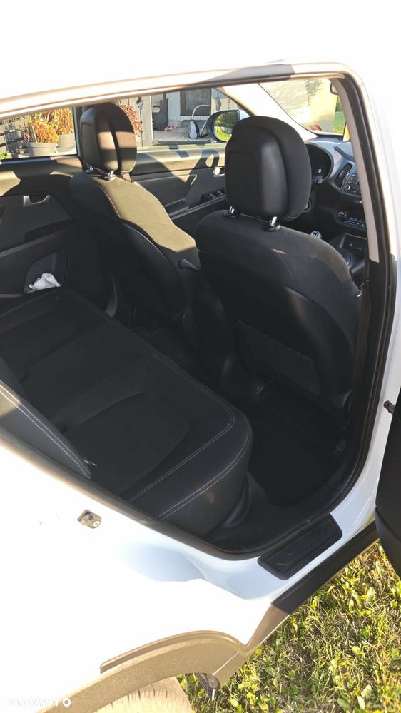 Kia Sportage - 4