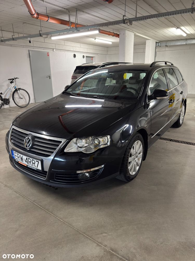 Volkswagen Passat 2.0 TDI DPF Comfortline - 24