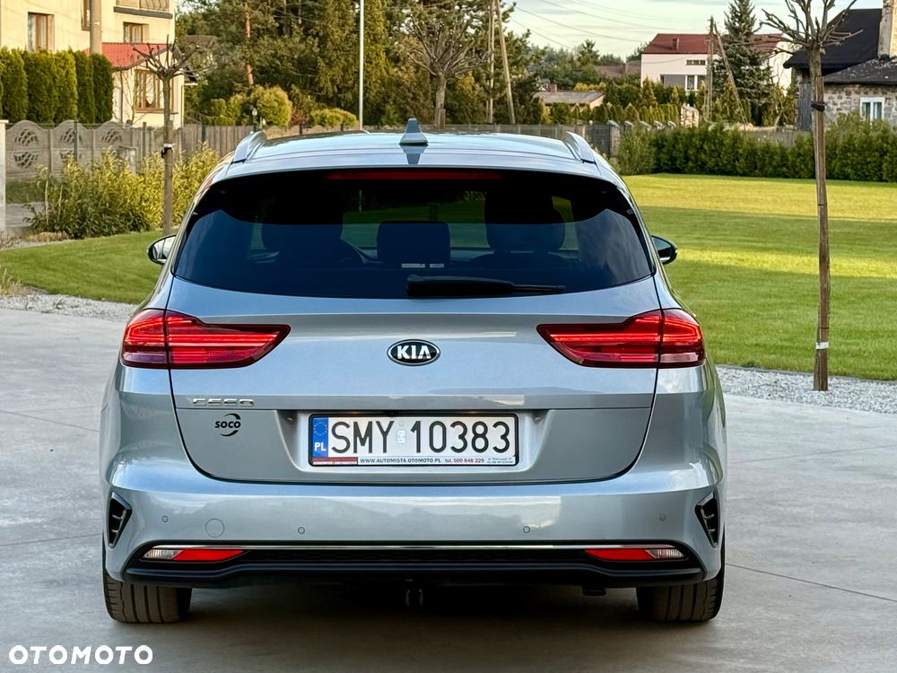 Kia Ceed 1.4 T-GDI DCT OPF Platinum Edition - 10