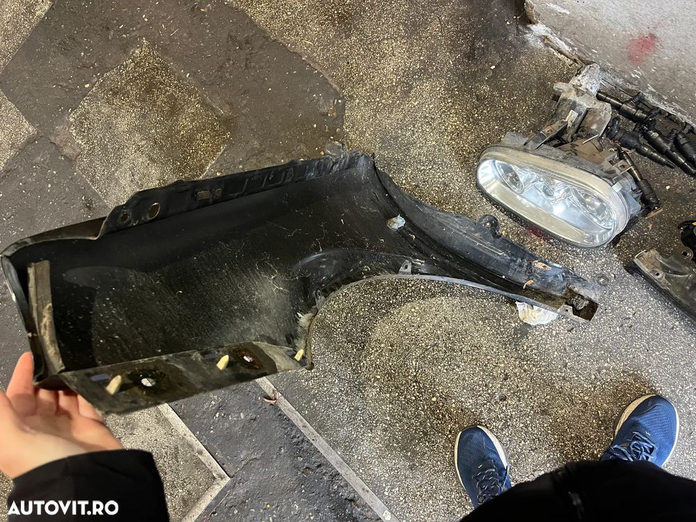 Aripa stanga/Aripa dreapta fata VW Volkswagen Golf 4 negru - 6