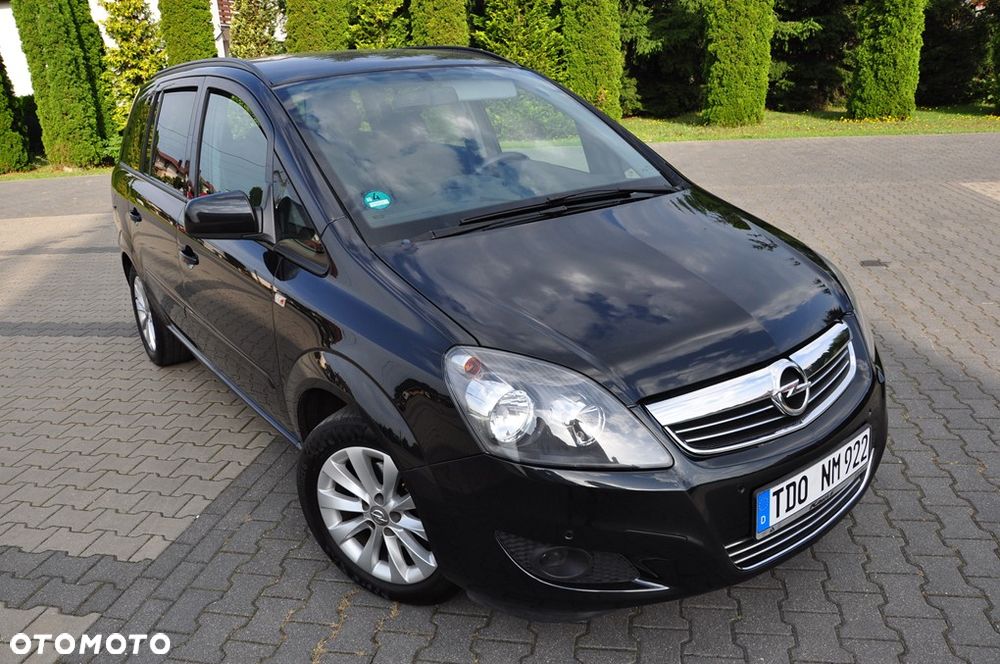 Opel Zafira 1.8 Cosmo - 12
