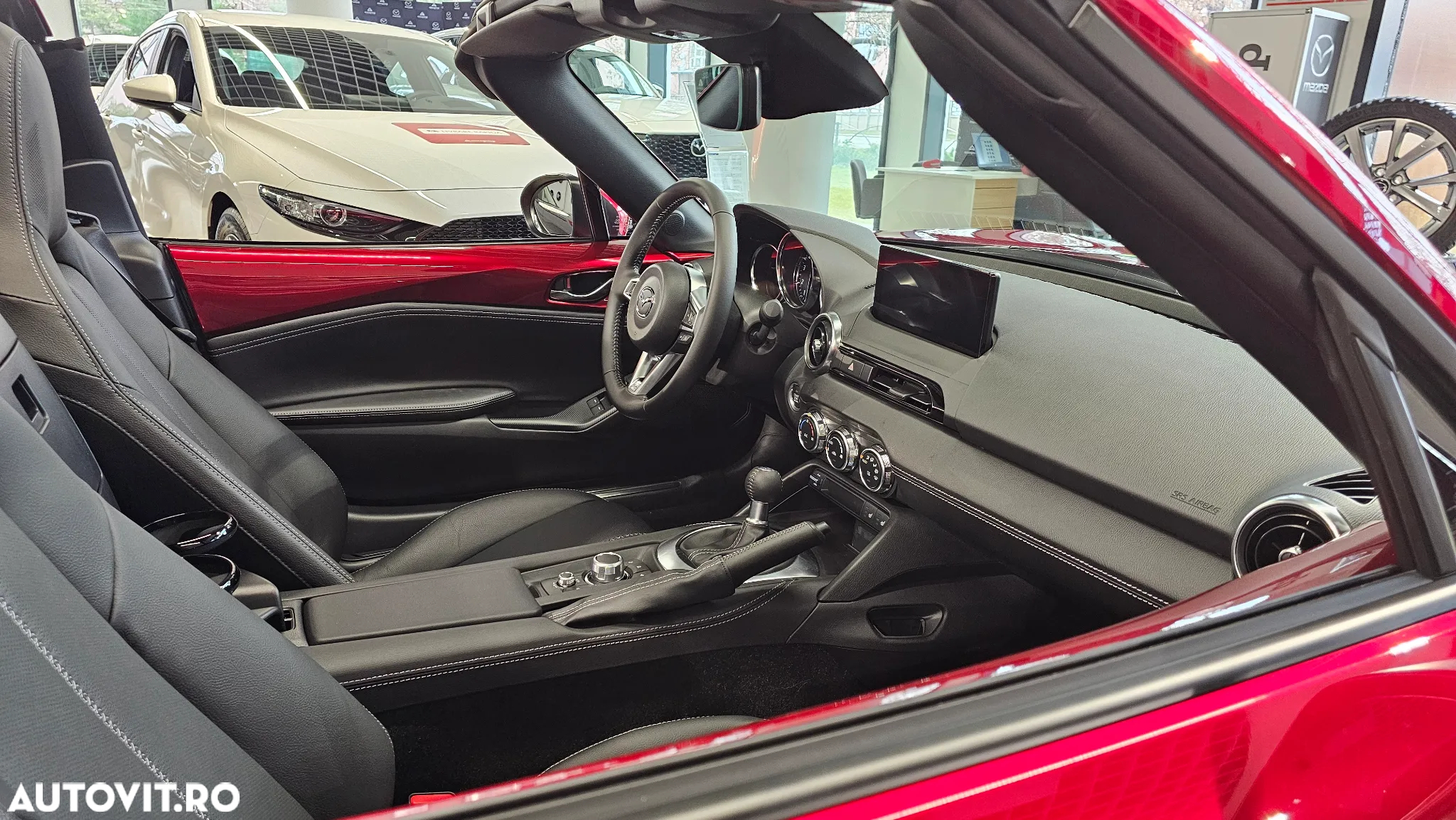 Mazda MX-5 SKYACTIV G132 Exclusive-Line - 4