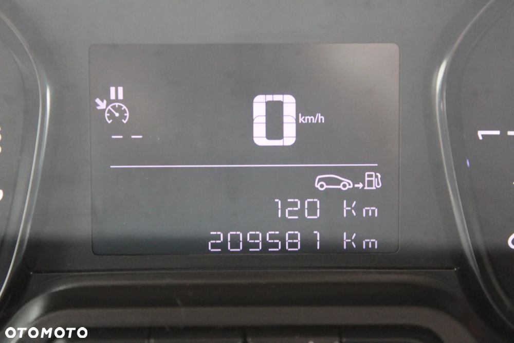 Opel Vivaro - 17
