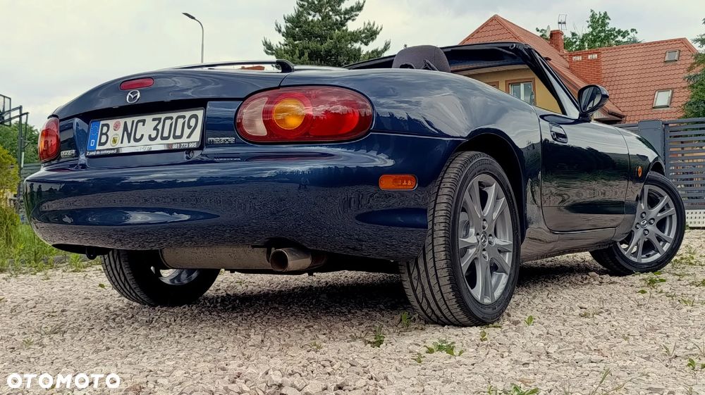 Mazda MX-5 1.6i 16V - 23