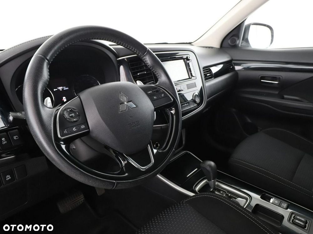 Mitsubishi Outlander 2.0 2WD CVT Diamant Edition+ - 15