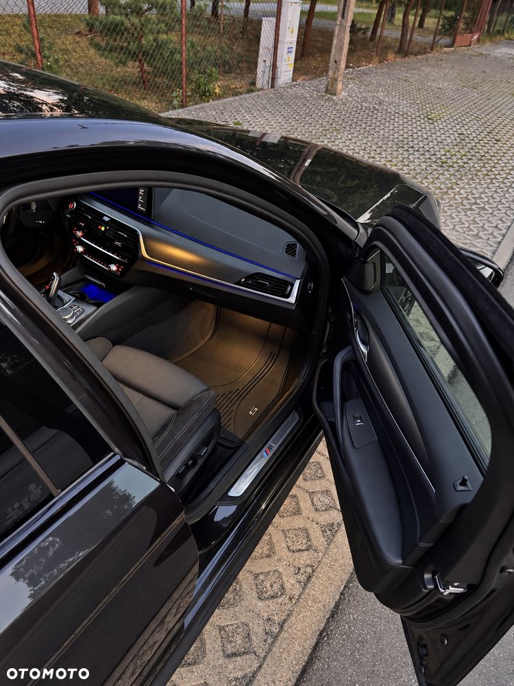 BMW Seria 5 520d xDrive MHEV M Sport sport - 16