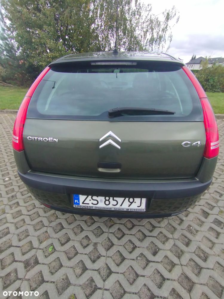 Citroen C4 2004 photo 4