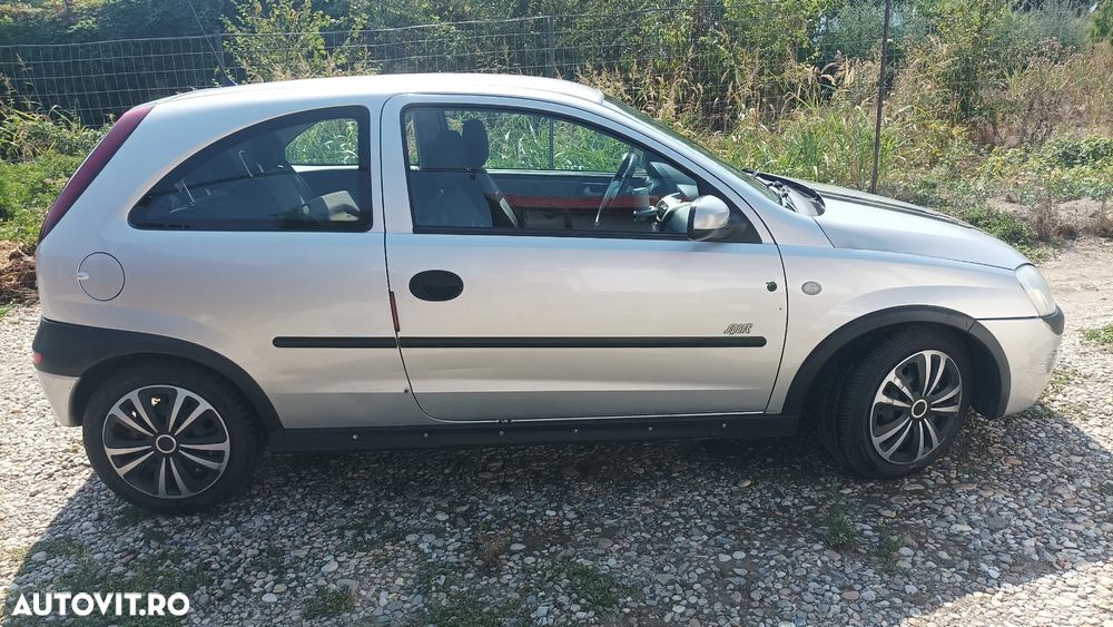 Opel Corsa 1.2 16V Sport - 12