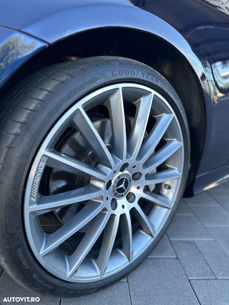 Mercedes-Benz E 400 4MATIC - 40