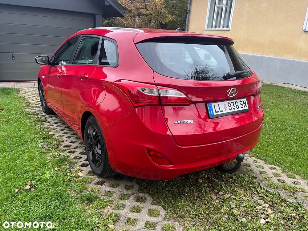 Hyundai i30 i30cw 1.4 Trend - 6