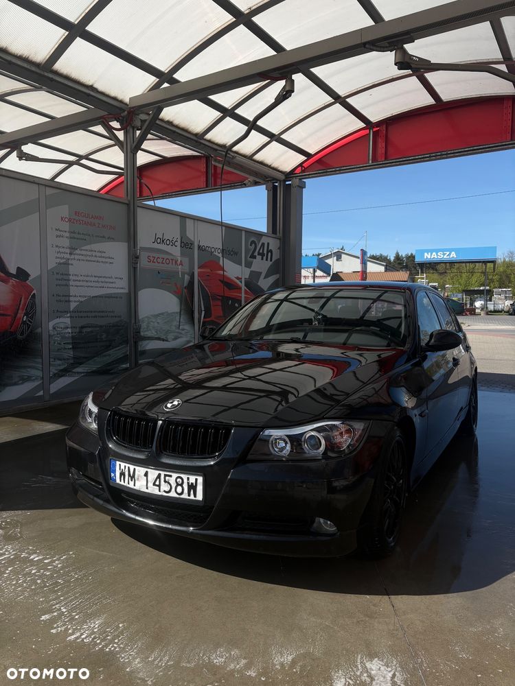 BMW Seria 3 320i - 12