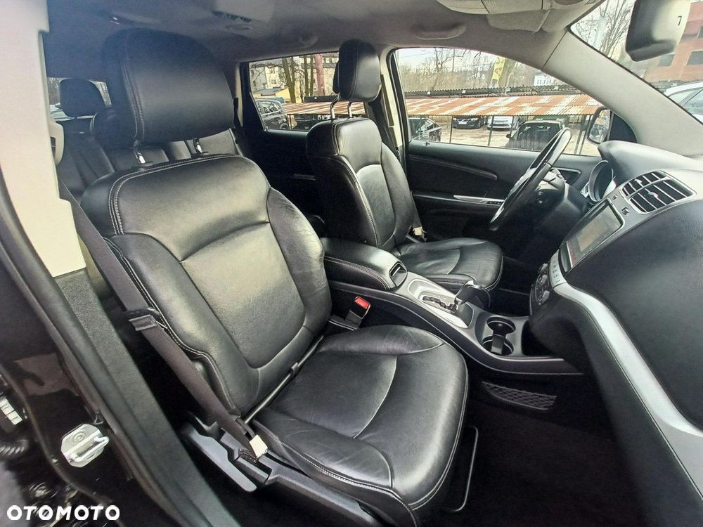 Fiat Freemont 2.0 Multijet 16V DPF Automatik Allrad Black Code - 35