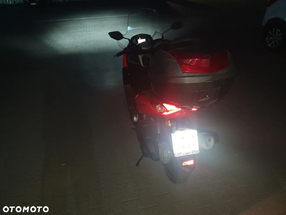Yamaha NMAX - 9
