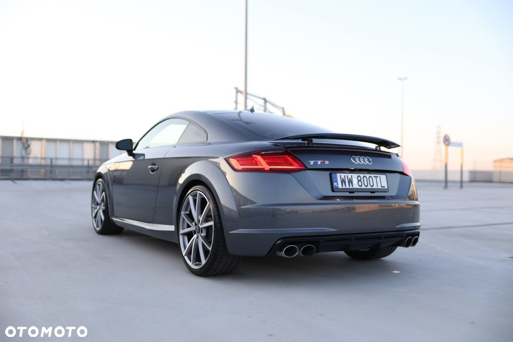 Audi TT S Coupé - 4
