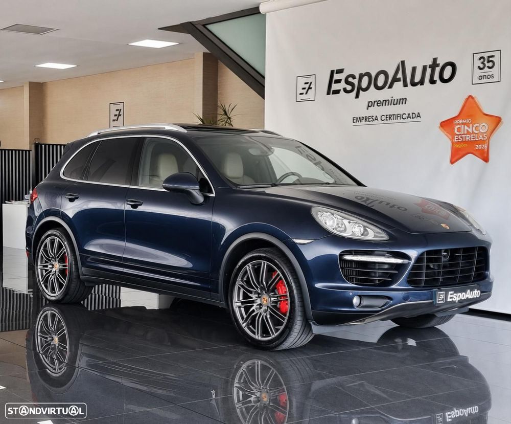 Porsche Cayenne Turbo - 1