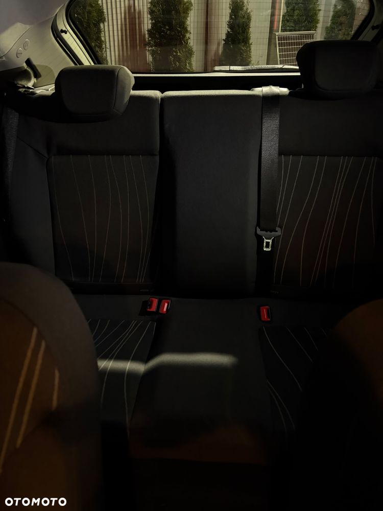 Opel Corsa 1.2 16V Silverline - 7