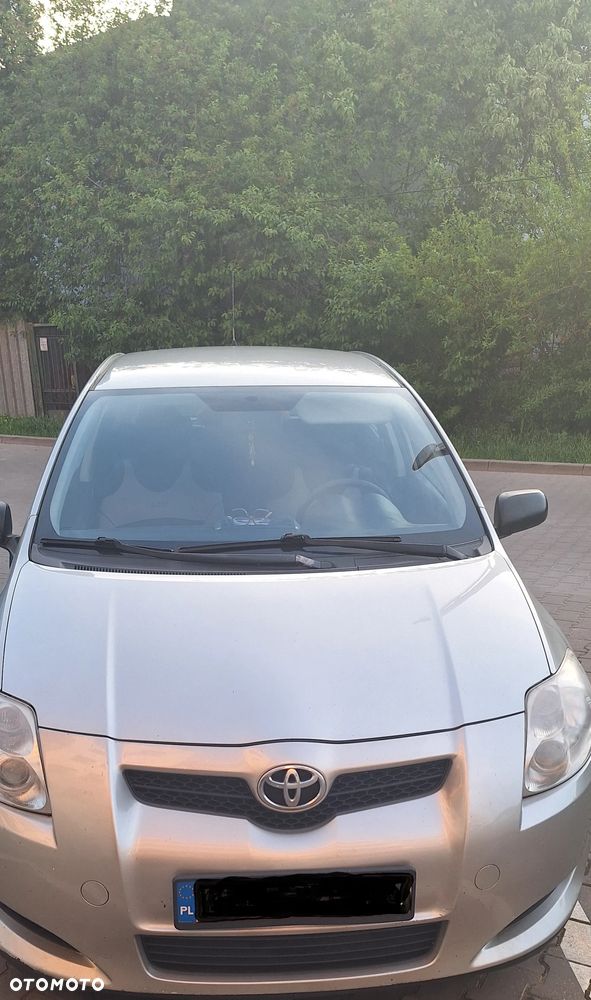 Toyota Auris 1.4 D-4D Luna - 1