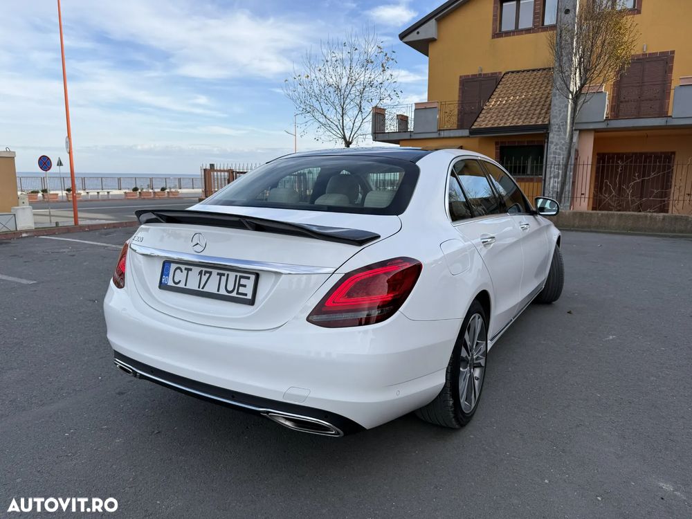 Mercedes-Benz C 300 9G-TRONIC - 8