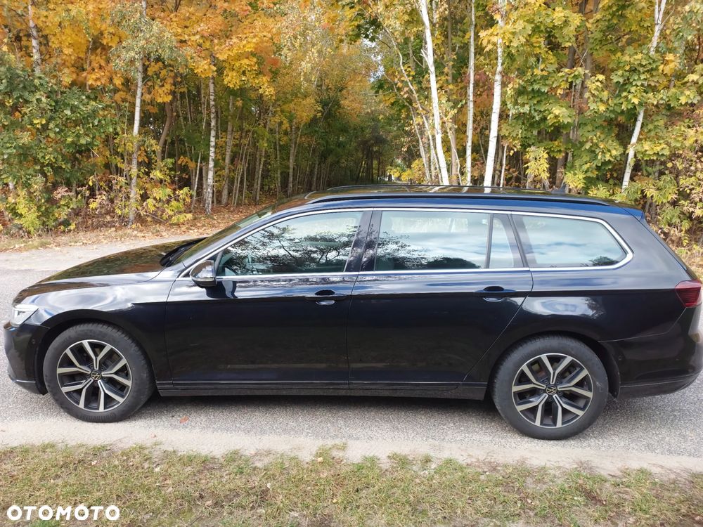 Volkswagen Passat Variant 2.0 TDI SCR DSG 4Motion Elegance - 8
