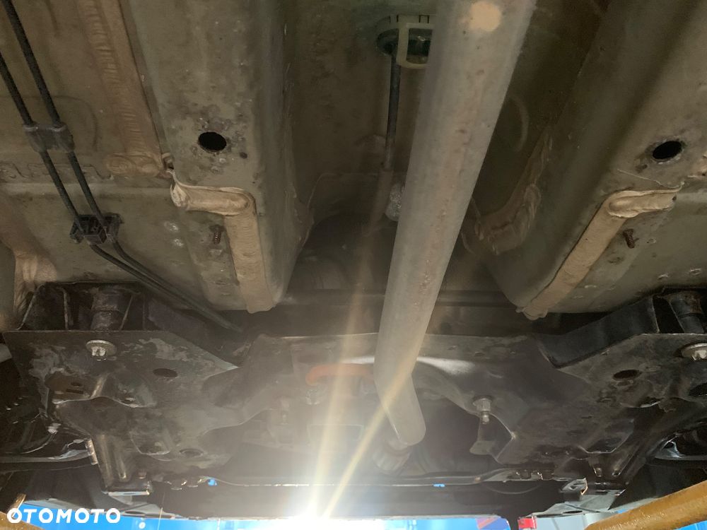 Peugeot 301 1.6 BlueHDi Active - 32